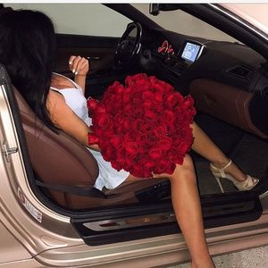 Meet your Posher, Vain About Glam